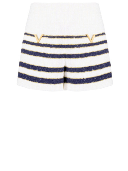 Womens Shorts in White by Leam GOOFASH