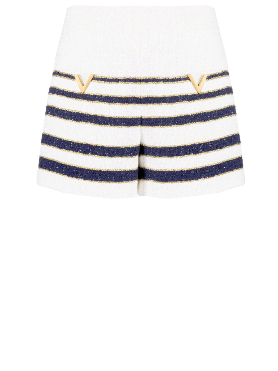 Womens Shorts in White by Leam GOOFASH