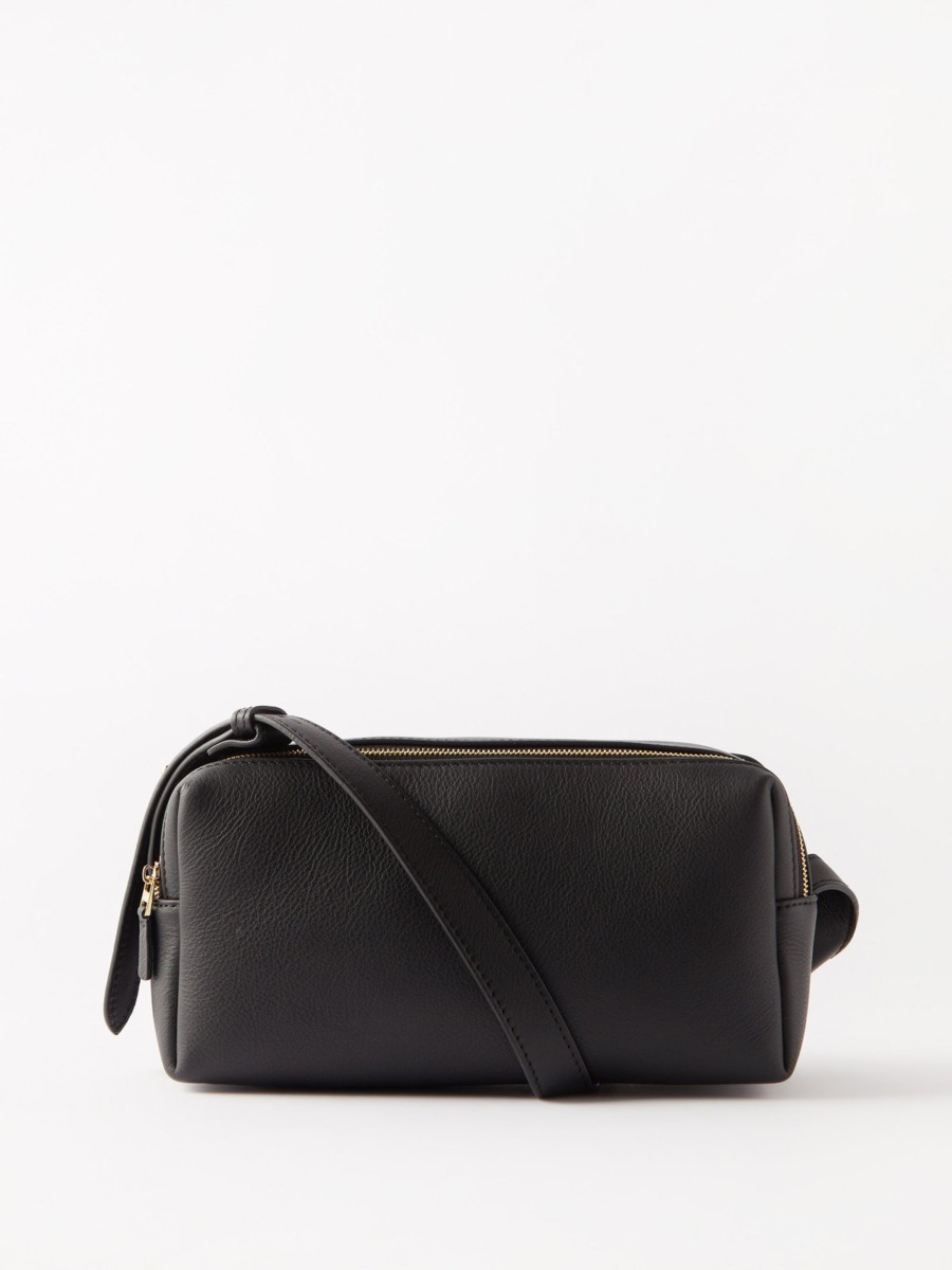Womens Shoulder Bag in Black Matches Fashion - Elleme GOOFASH