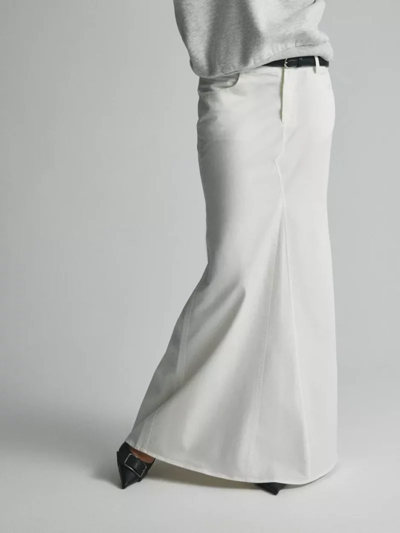Womens Skirt in White - Nelly GOOFASH