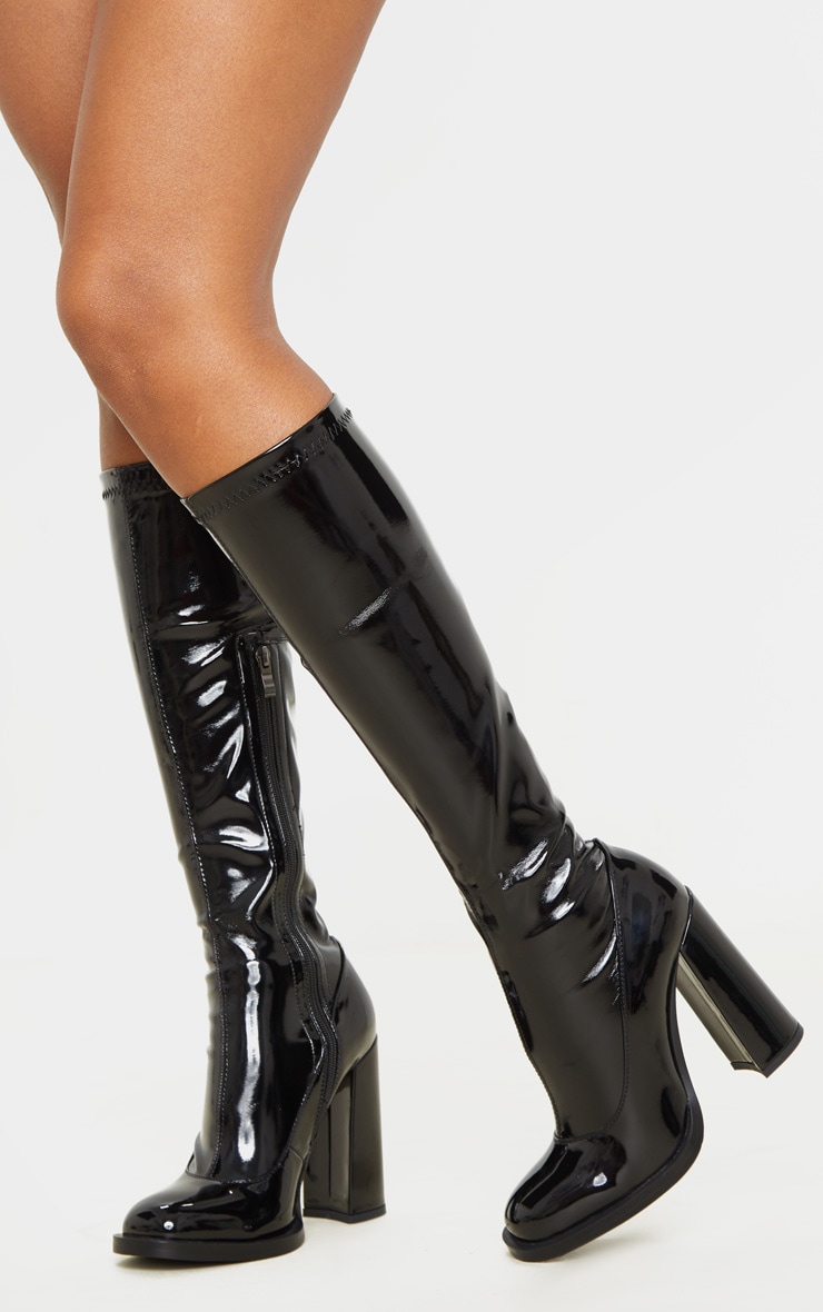 Women's Sock Boots in Black by PrettyLittleThing GOOFASH