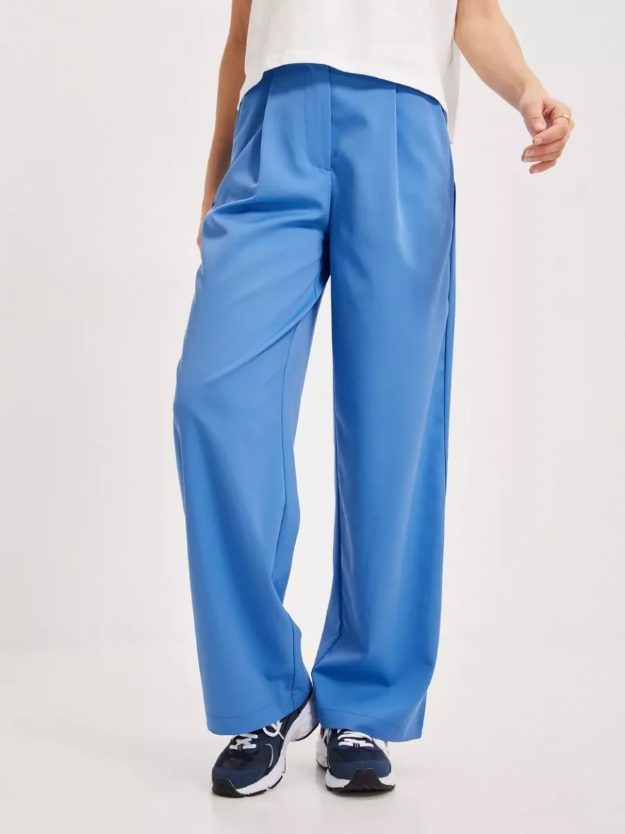 Womens Trousers in Blue Nelly GOOFASH