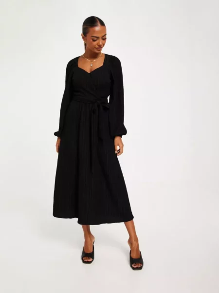 Womens Wrap Dress in Black by Nelly GOOFASH