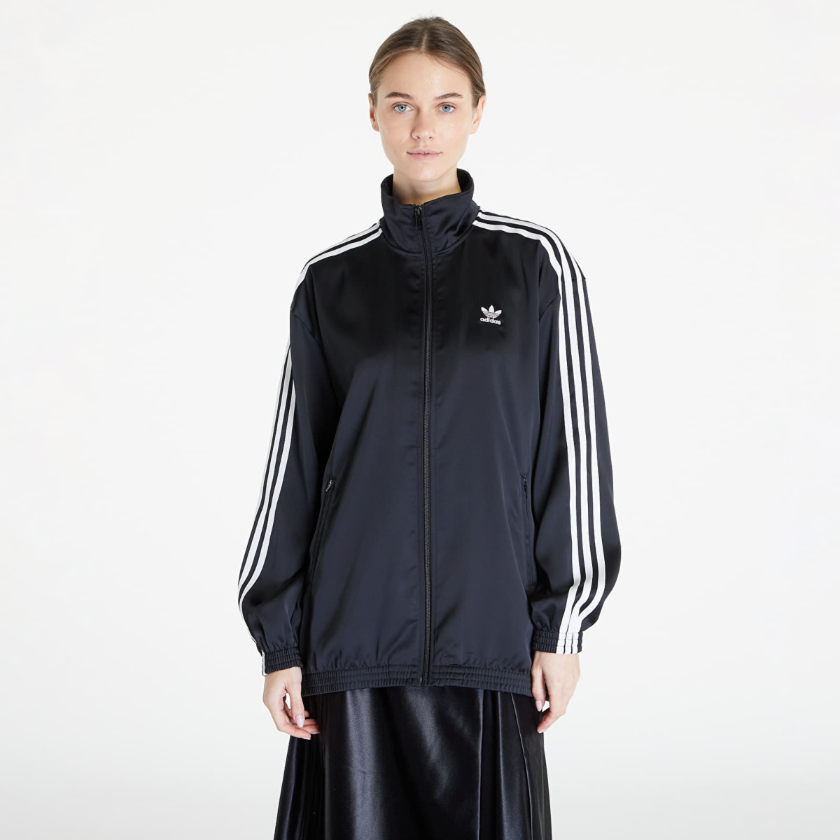 Adidas - Lady Jacket in Black - Footshop GOOFASH