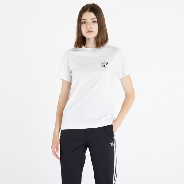 Adidas - Top in White - Footshop Woman GOOFASH