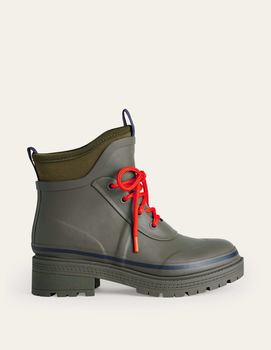 Boden Boots in Olive GOOFASH