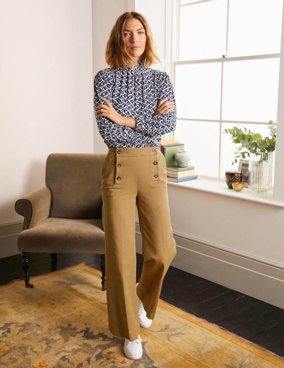 Boden - Trousers in Camel GOOFASH
