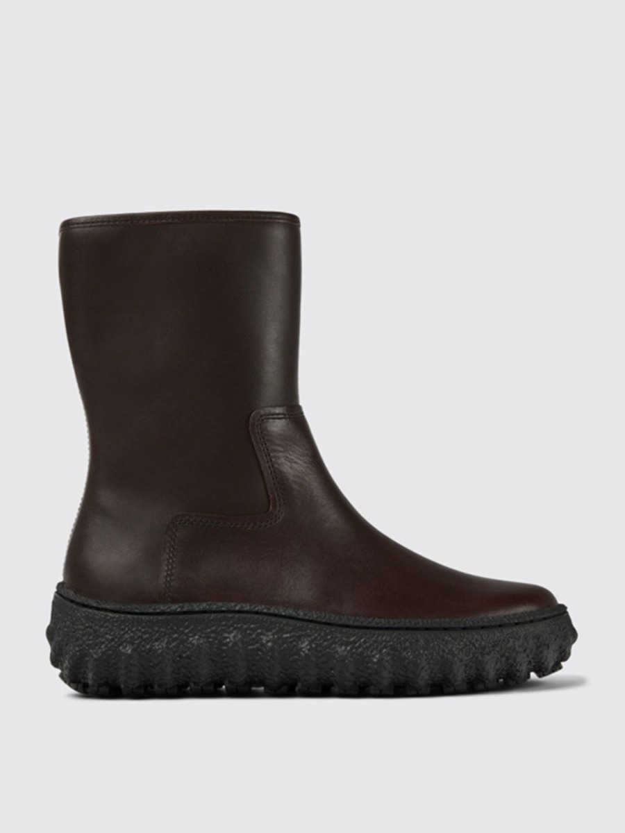 Camper Flat Boots in Brown for Woman by Giglio GOOFASH