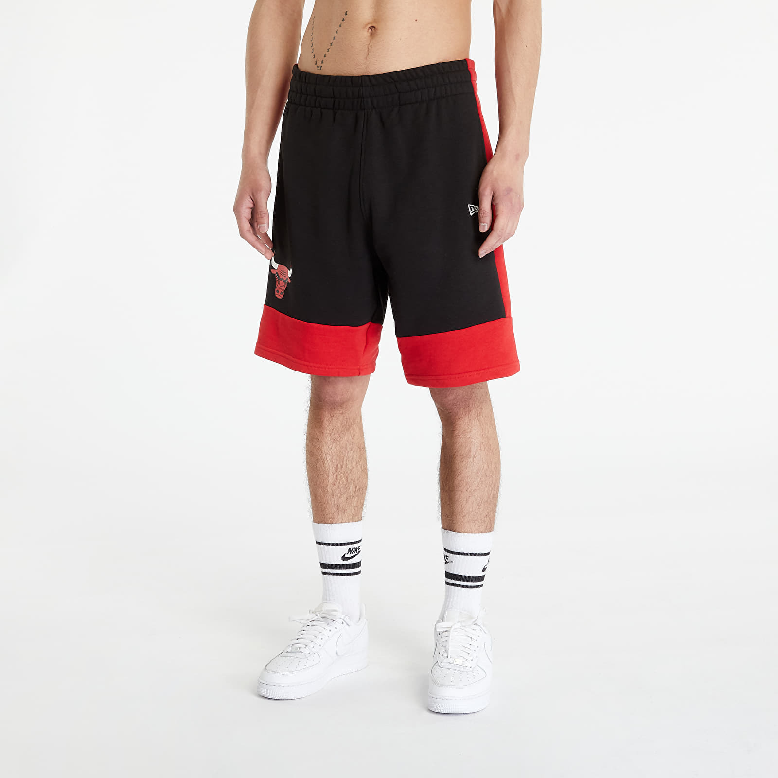 Footshop - Men's Shorts in Red - New Era GOOFASH