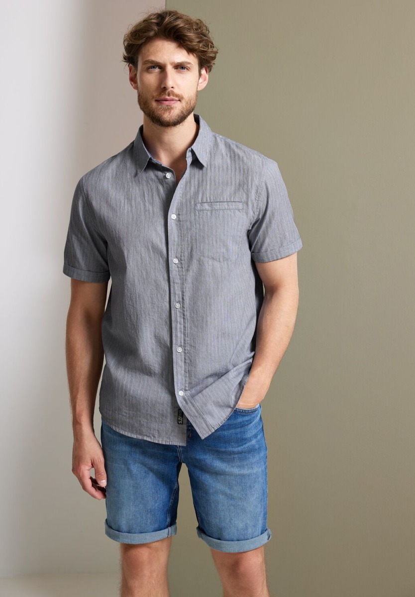 Gents Short Sleeve Shirt in Blue at Street One GOOFASH