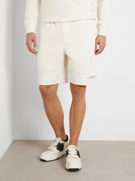 Gents Shorts in Cream - Guess GOOFASH