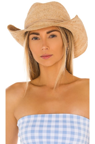 Hattack - Woman Hat in Beige Revolve GOOFASH
