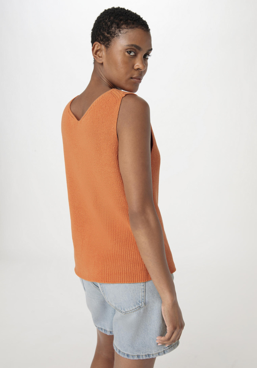 Hessnatur Woman Knitted Top in Orange GOOFASH