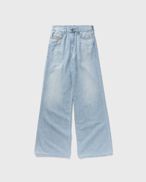 Jeans in Blue - Diesel - Bstn GOOFASH