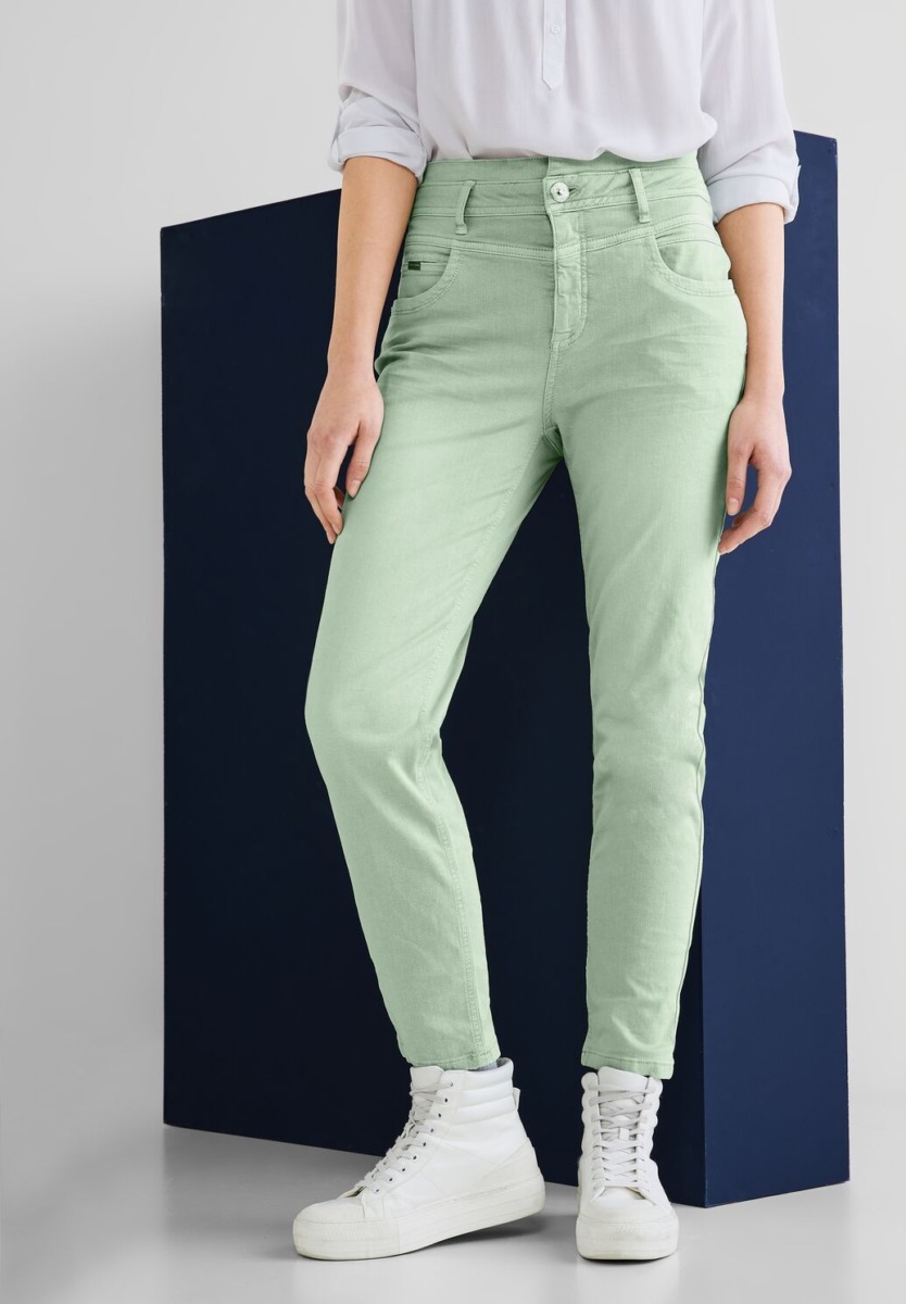 Jeans in Green by Street One GOOFASH