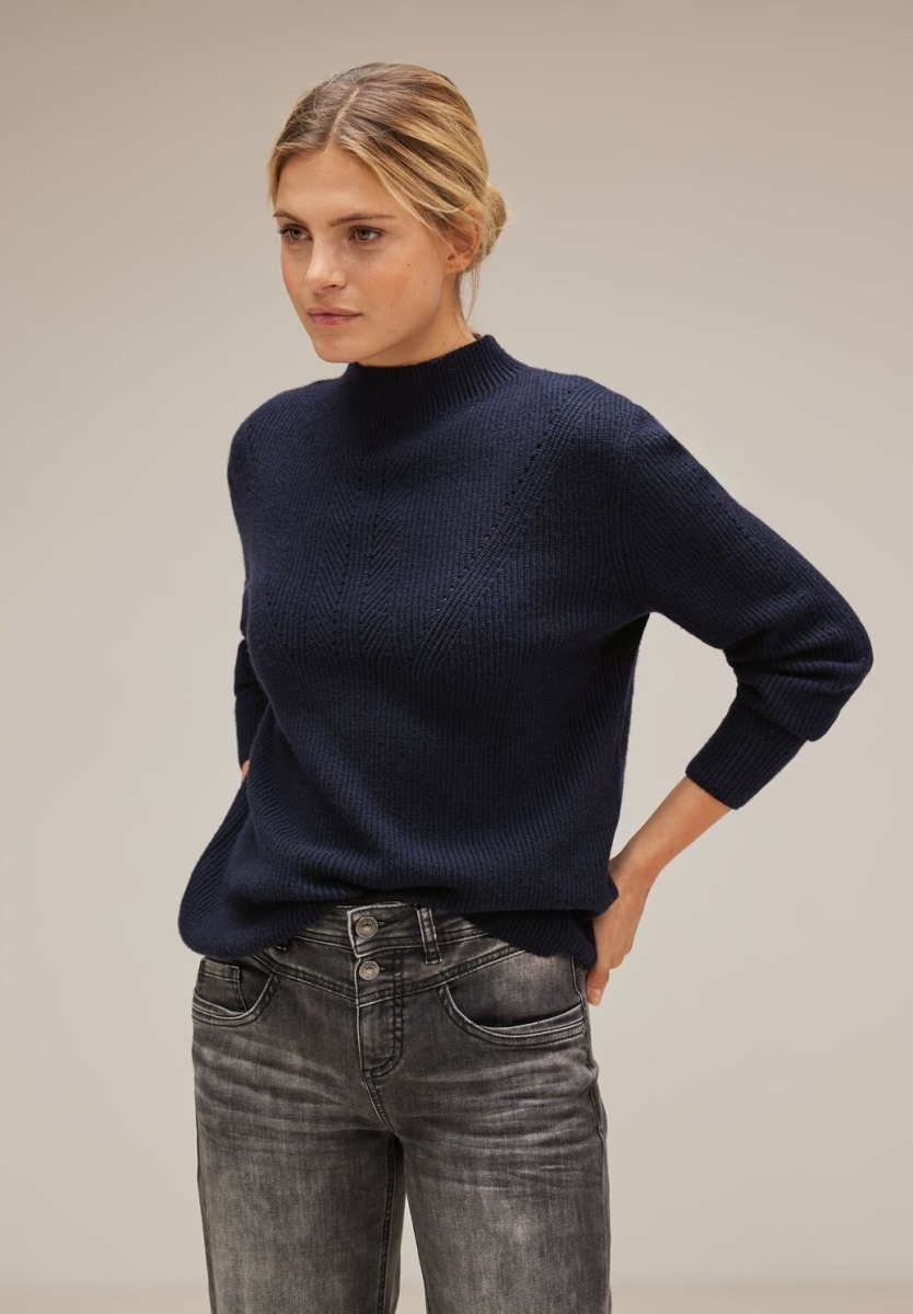 Lady Sweater in Blue from Street One GOOFASH