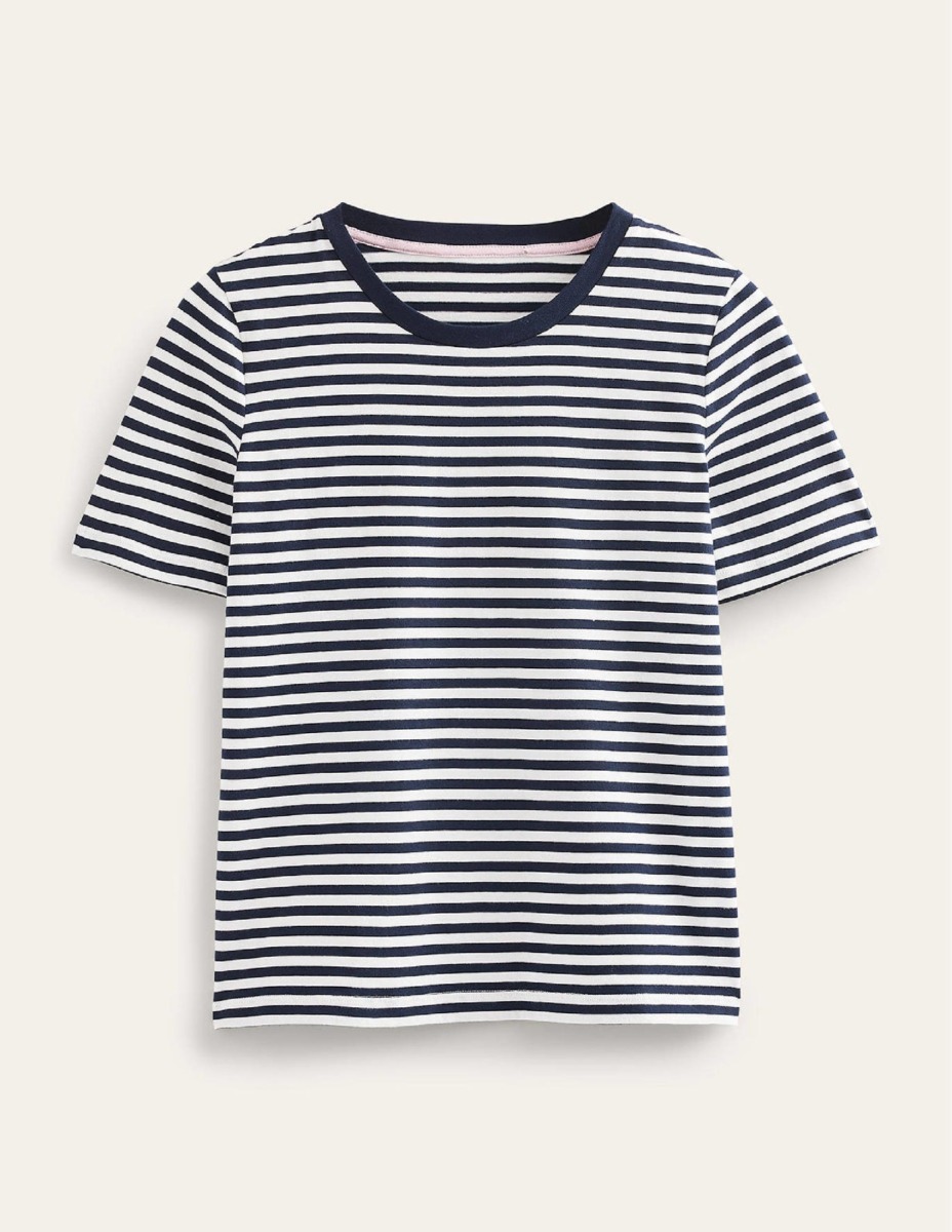 Lady T-Shirt Ivory by Boden GOOFASH