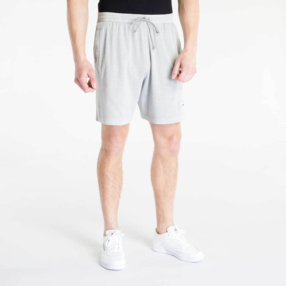 Man Grey - Shorts - Footshop GOOFASH