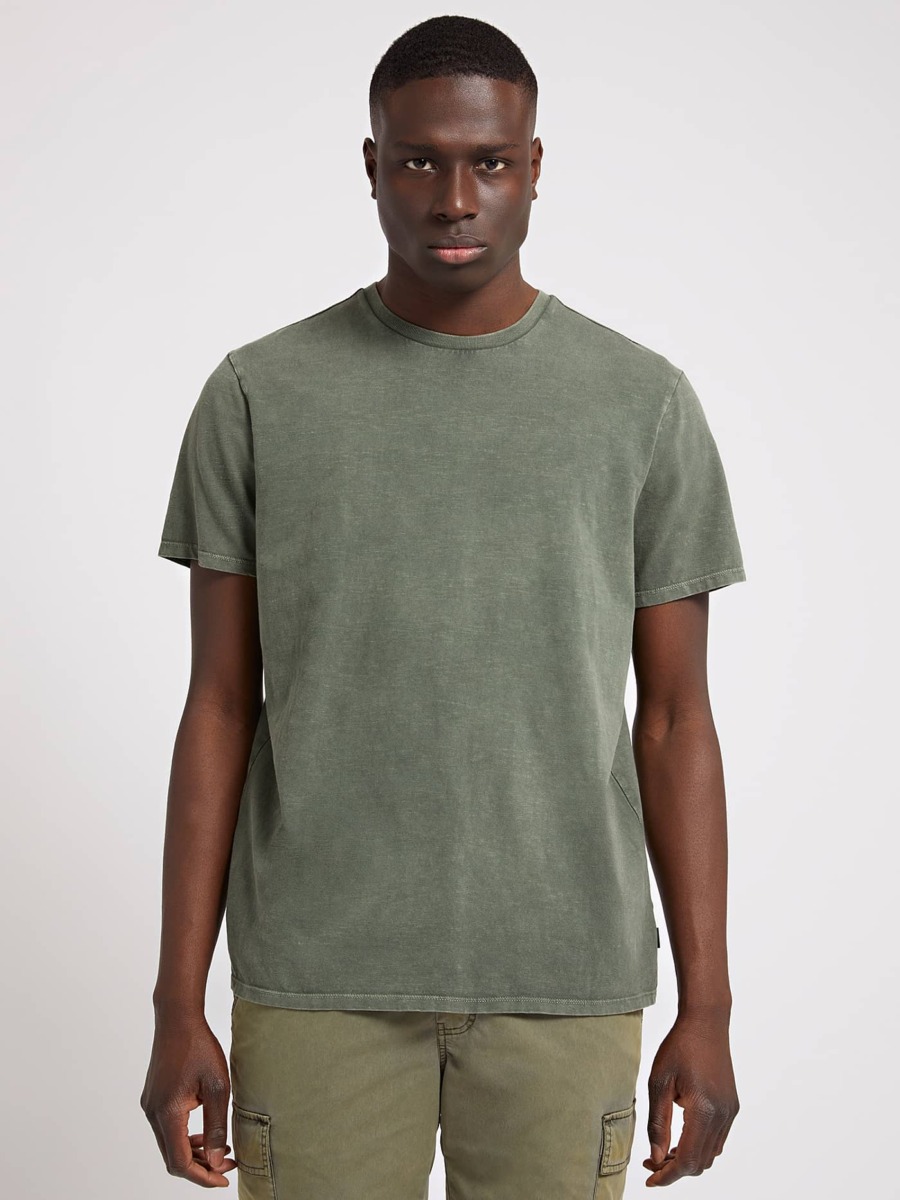 Man T-Shirt in Green - Guess GOOFASH