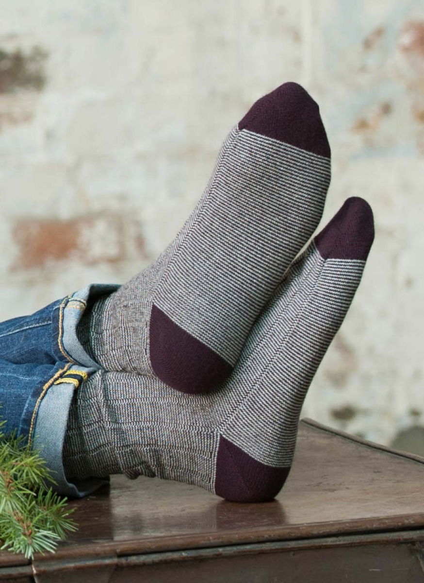 Men Socks in Beige - Brora GOOFASH