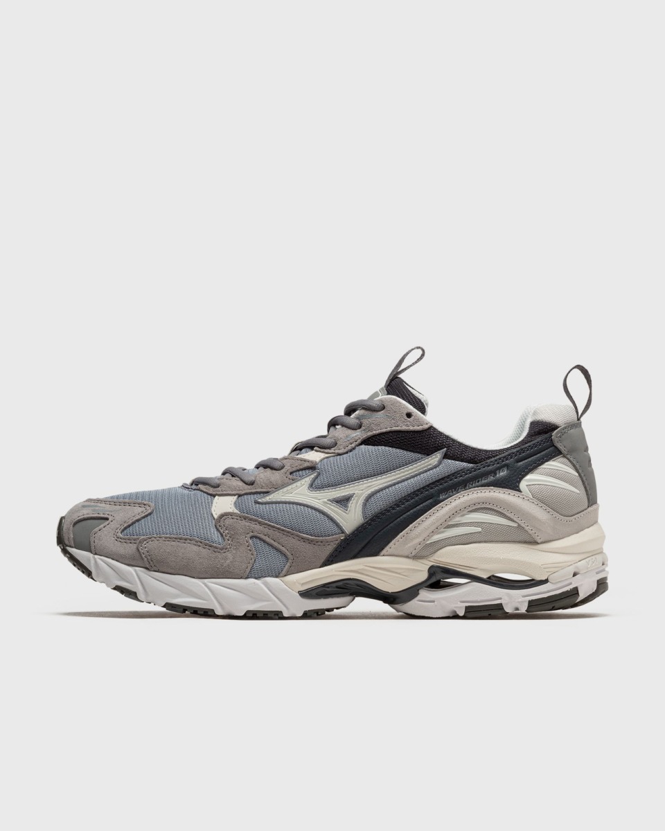 Mizuno Wave Running Shoes in Grey for Man by Bstn GOOFASH