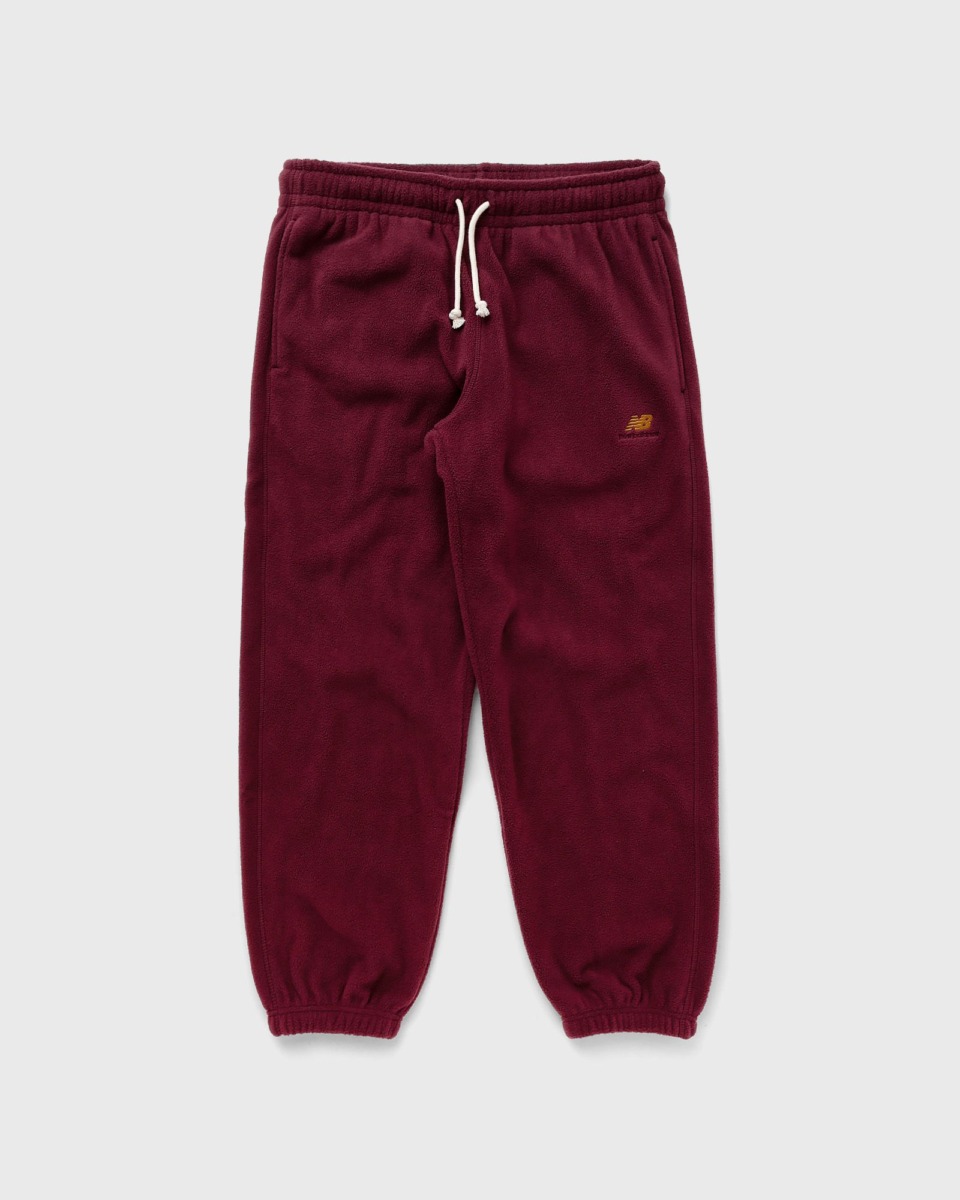 New Balance - Gents Sweatpants in Red Bstn GOOFASH