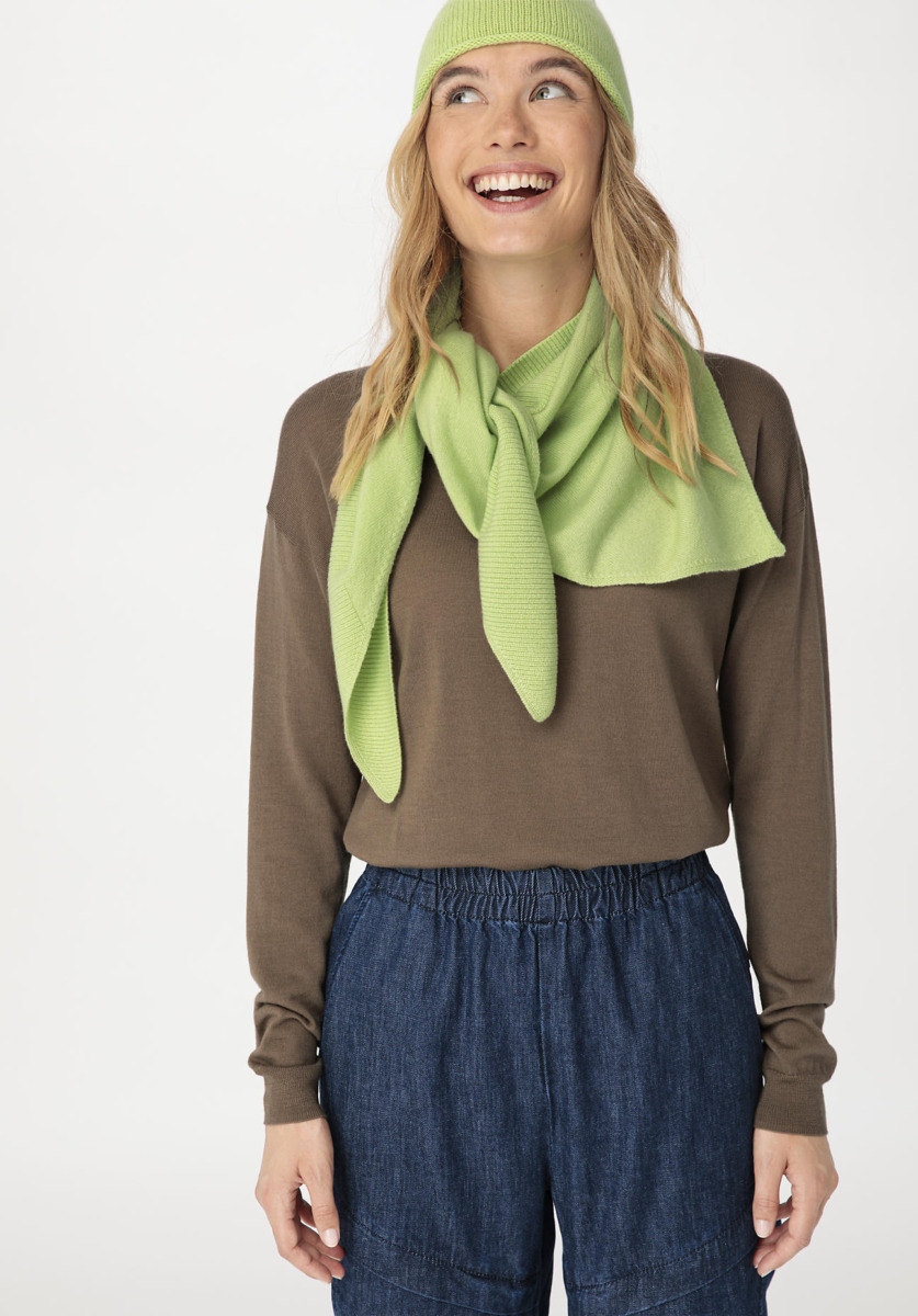 Scarf Green from Hessnatur GOOFASH