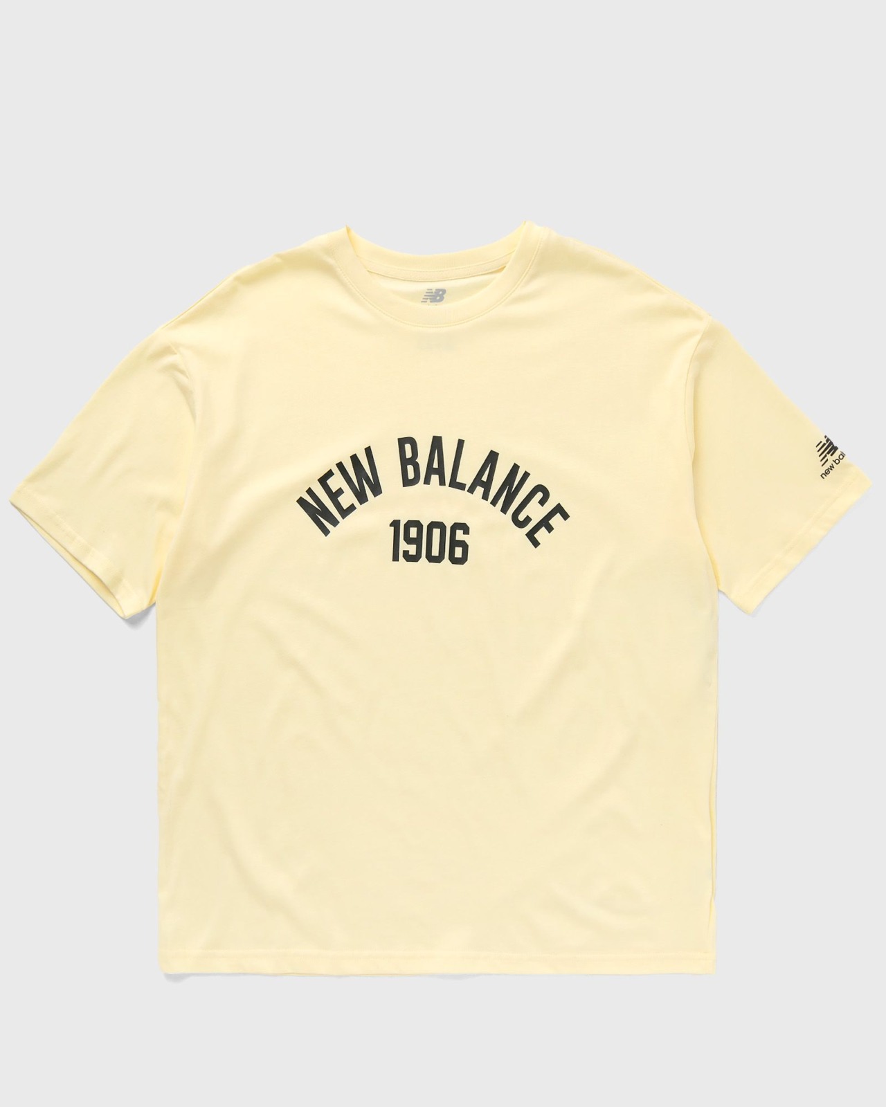 Shorts in Yellow New Balance Bstn GOOFASH