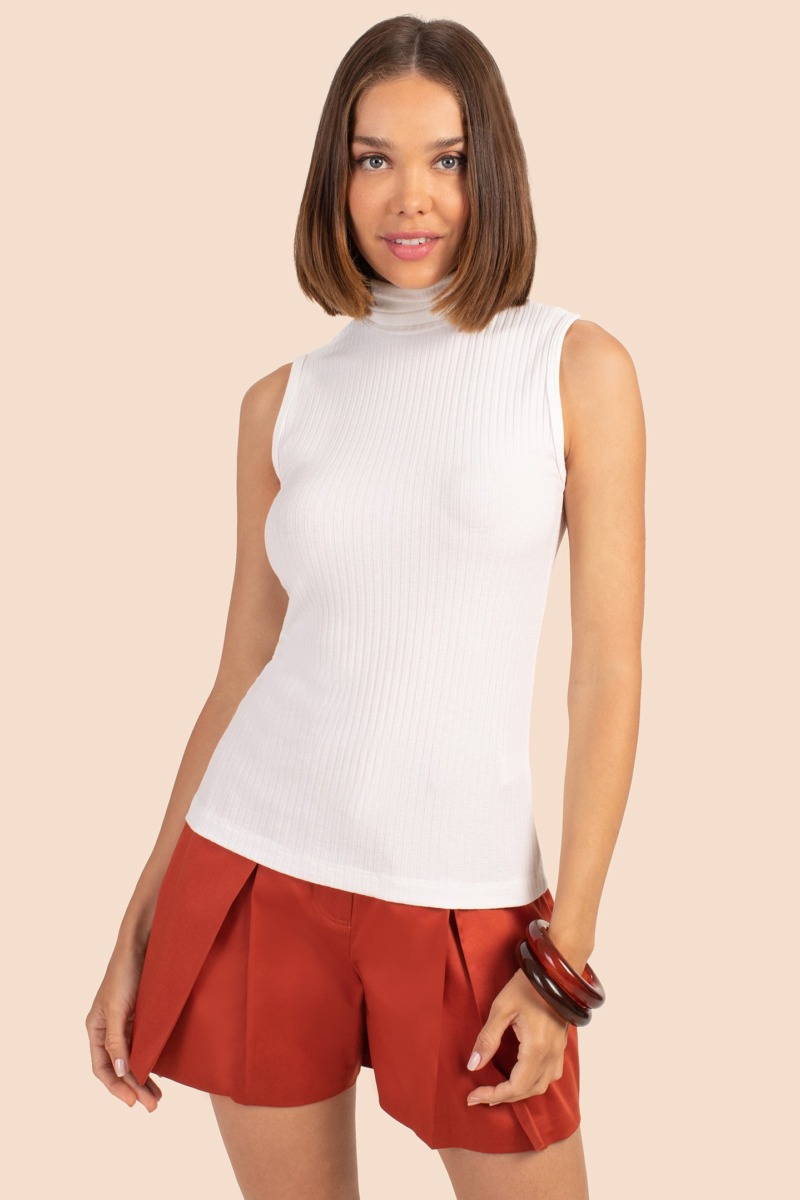 Top in White for Woman by Trina Turk GOOFASH