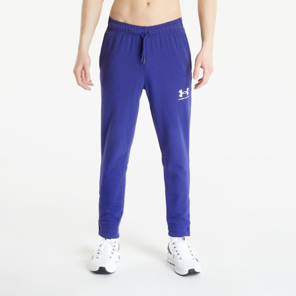 Under Armour Joggers in Blue by Footshop GOOFASH