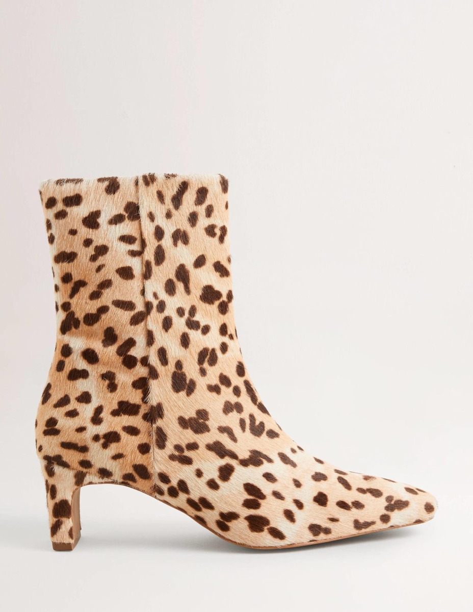 Woman Ankle Boots Leopard - Boden GOOFASH