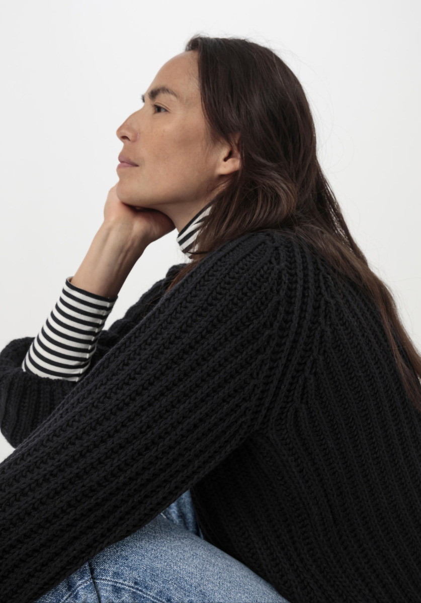 Woman Sweater - Black - Hessnatur GOOFASH