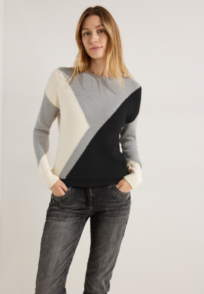 Women Knitted Sweater in Black Cecil GOOFASH