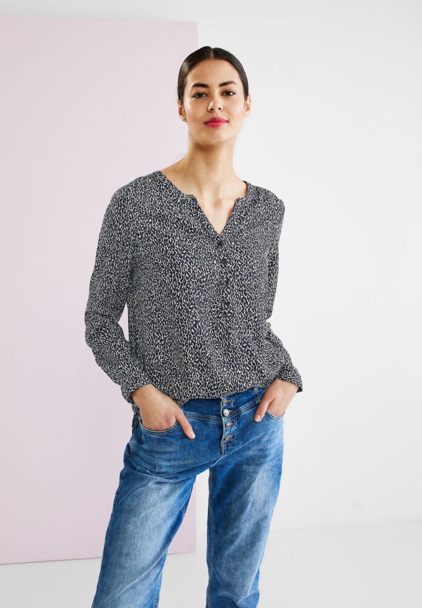 Womens Blouse in Blue at Street One GOOFASH