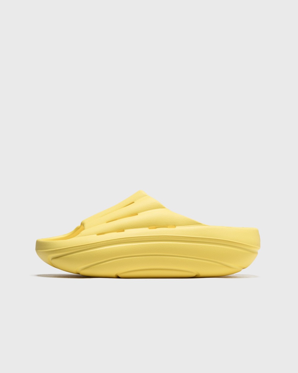 Women's Sandals Yellow - Bstn GOOFASH