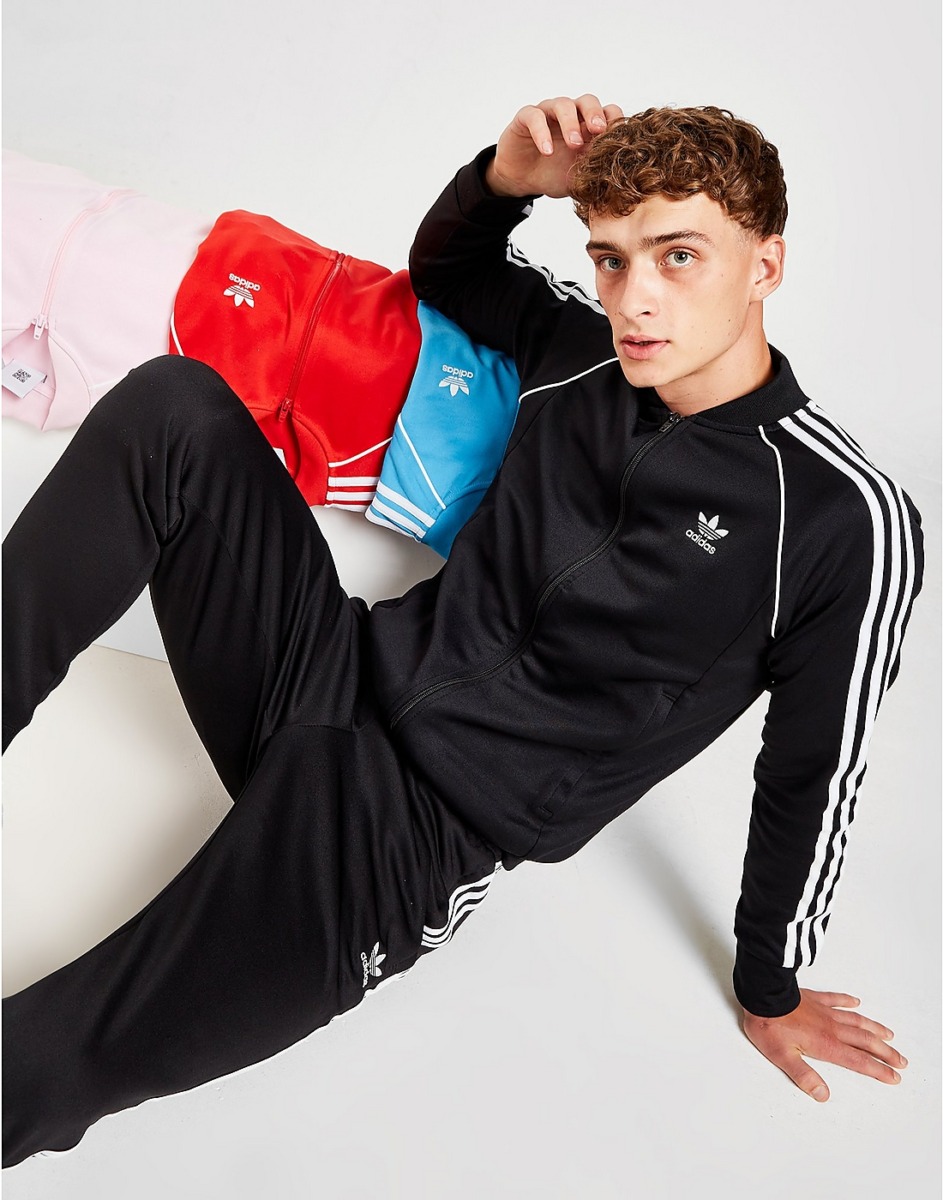 Adidas - Jacket in Black from JD Sports GOOFASH