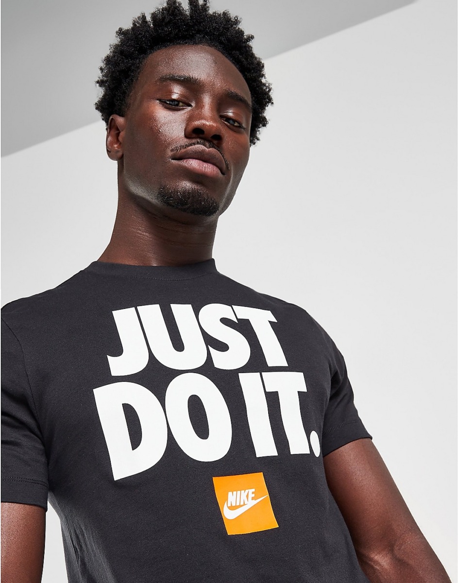 Black T-Shirt Nike Men - JD Sports GOOFASH