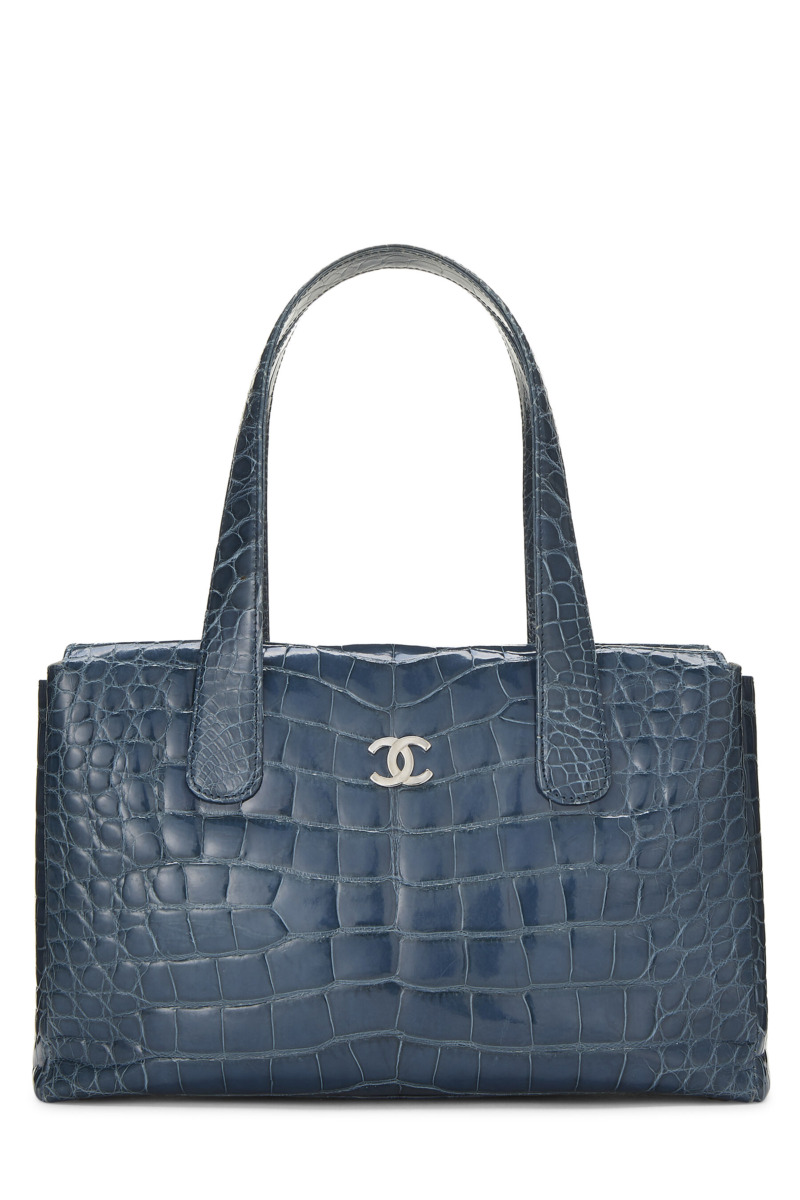 Chanel Women Handbag Blue at WGACA GOOFASH
