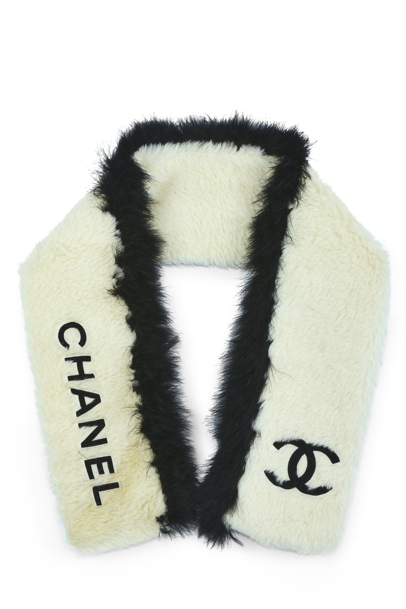 Chanel Women's Scarf in Cream - WGACA GOOFASH