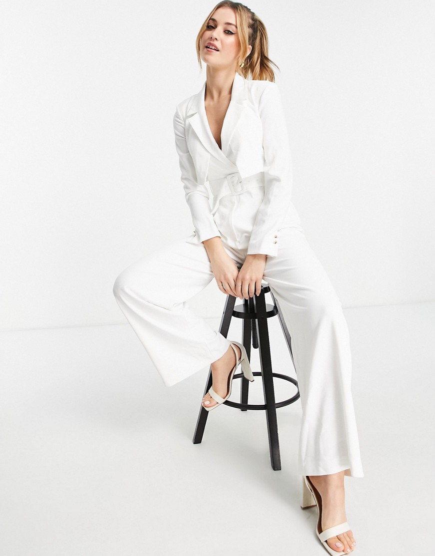 Forever New Ladies Jumpsuit in White at Asos GOOFASH