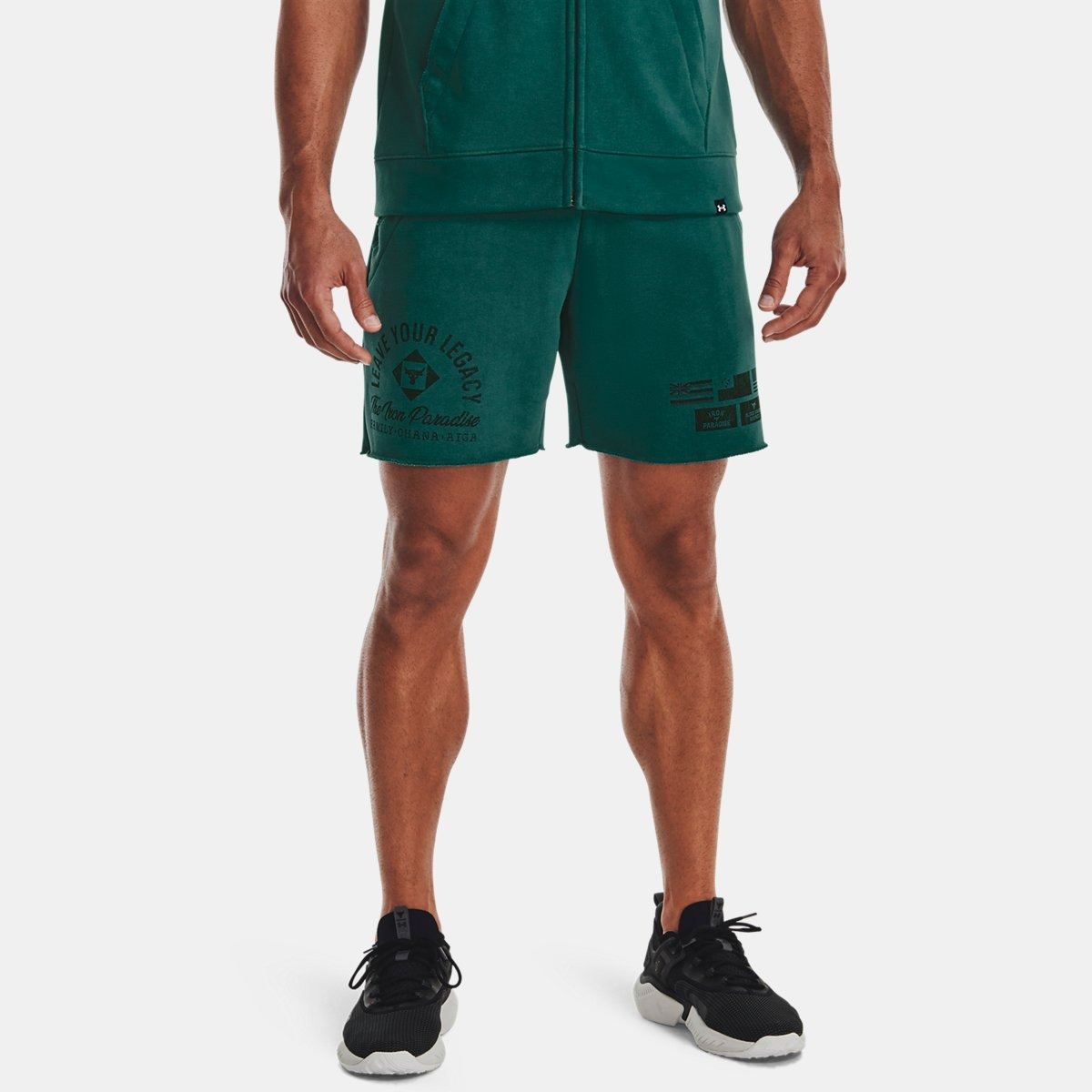 Gent Shorts in Green at Under Armour GOOFASH
