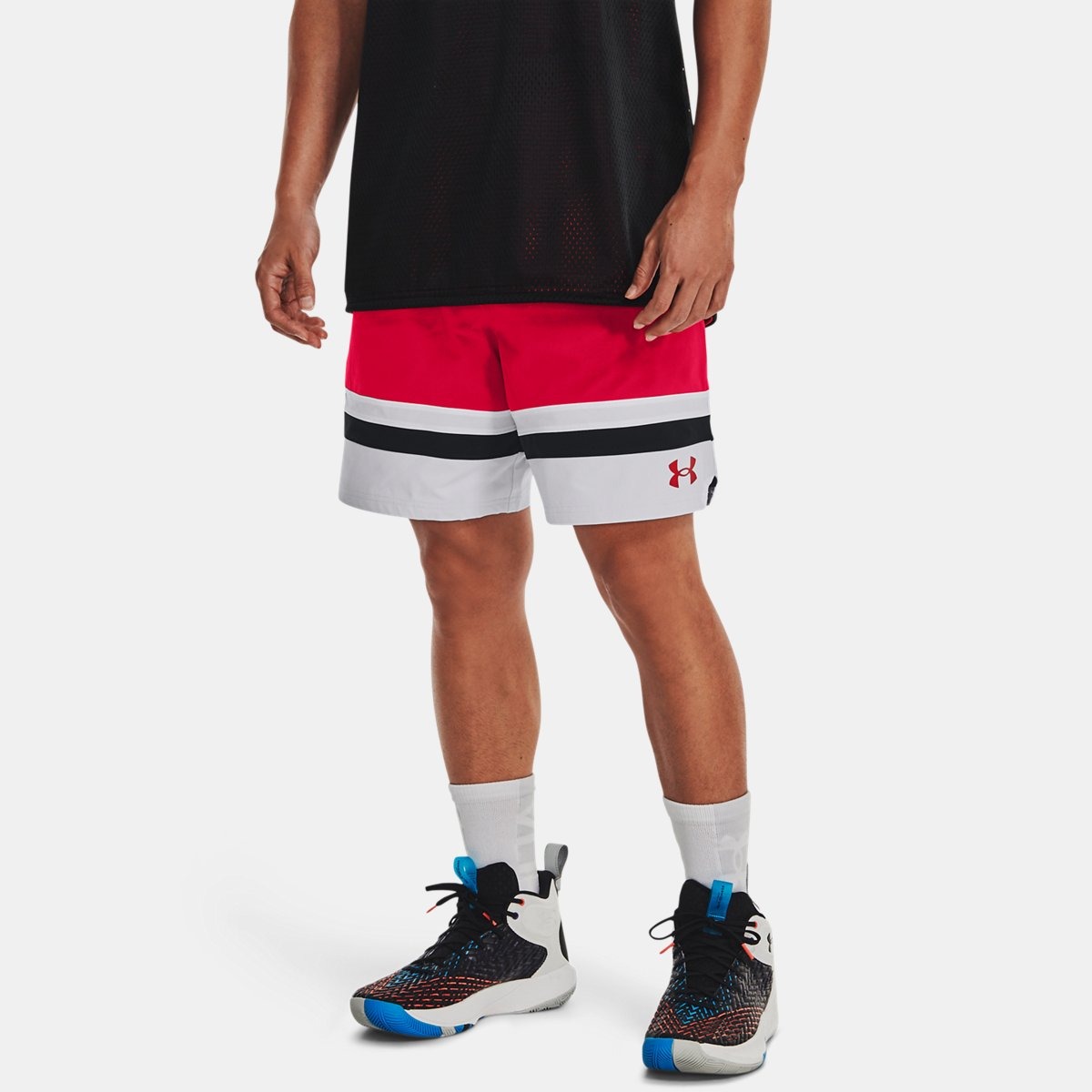Gents Shorts in Red Under Armour GOOFASH