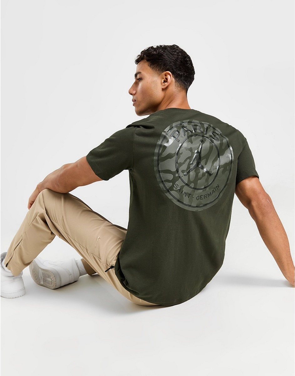 Gents T-Shirt in Green by JD Sports GOOFASH