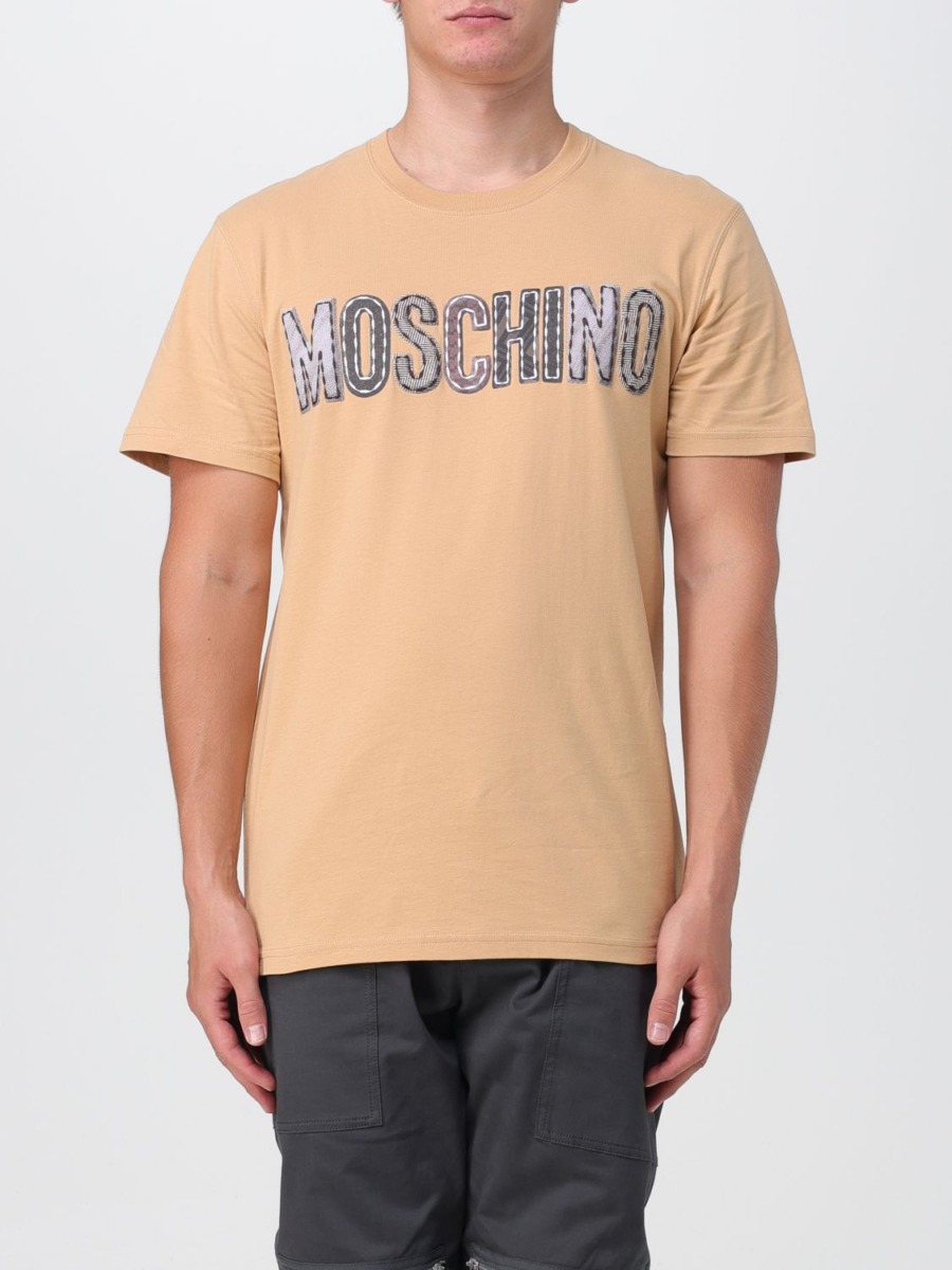 Giglio Men Beige T-Shirt by Moschino GOOFASH