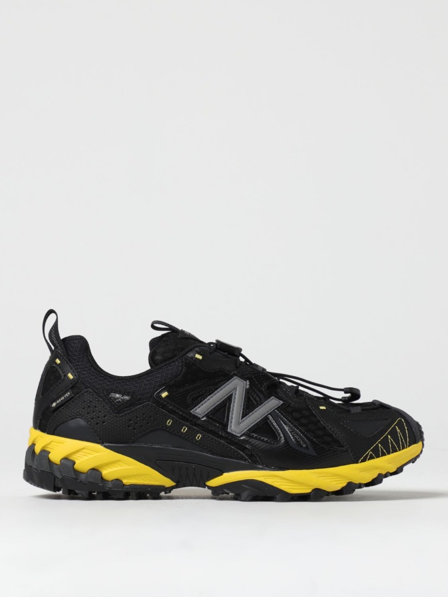 Giglio Trainers in Black for Men by New Balance GOOFASH