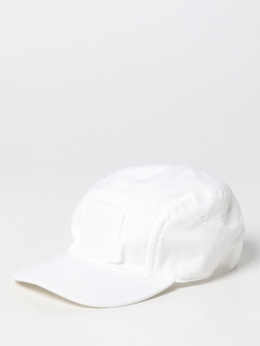 Giglio White Hat from Maison Margiela GOOFASH