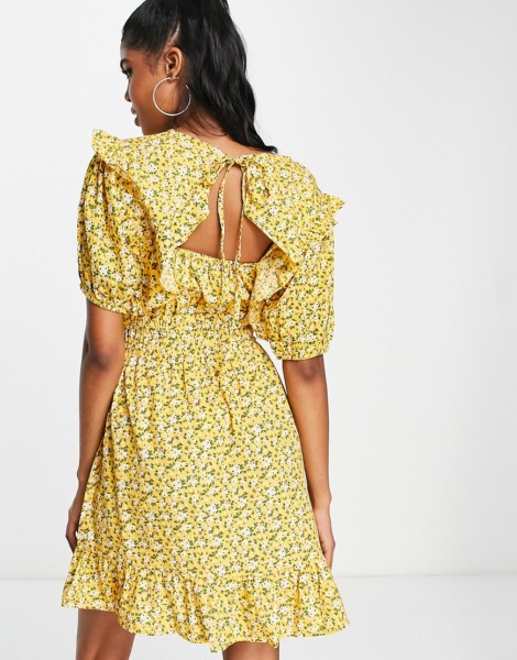 In the Style - Tea Dress in Multicolor by Asos GOOFASH