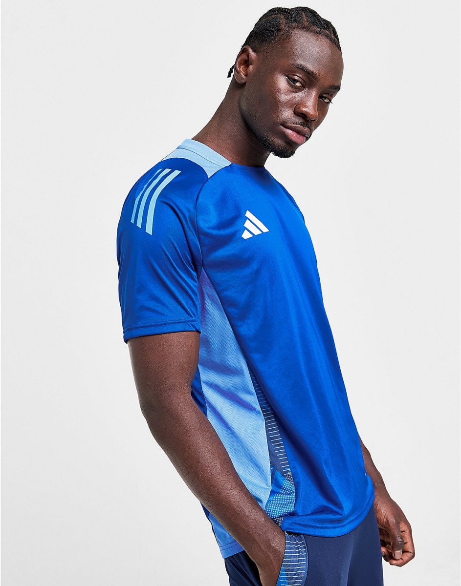 JD Sports - Man T-Shirt in Blue GOOFASH