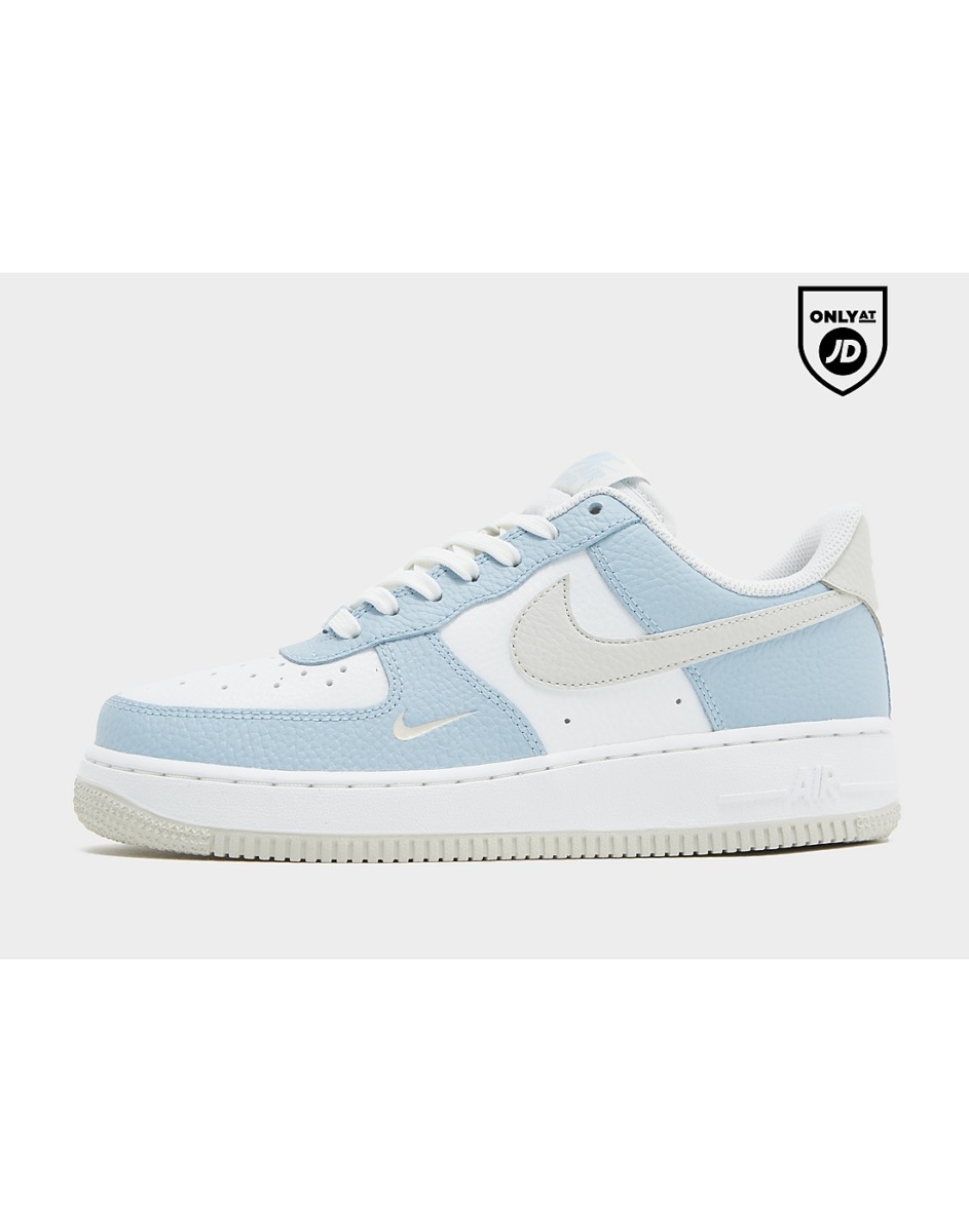 JD Sports Women Air Force in Blue from Nike GOOFASH
