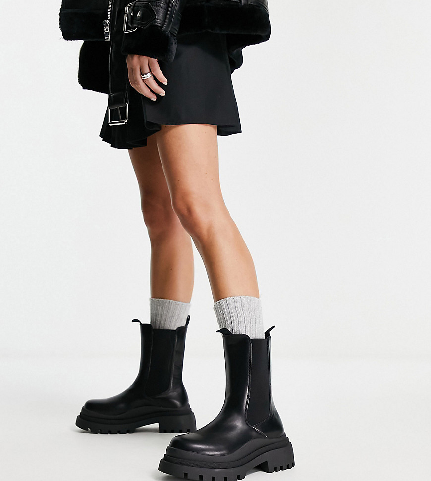 Ladies Chelsea Boots in Black - Truffle Collection - Asos GOOFASH